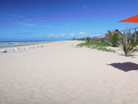 http://www.mozambiquetravelservice.com/accommodation/barra_accommodation.htm