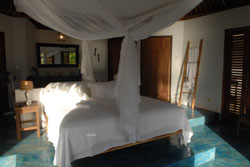 Enjoy luxury beds at Londo Lodge Mozambique
