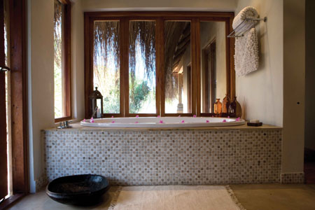 Azura bath