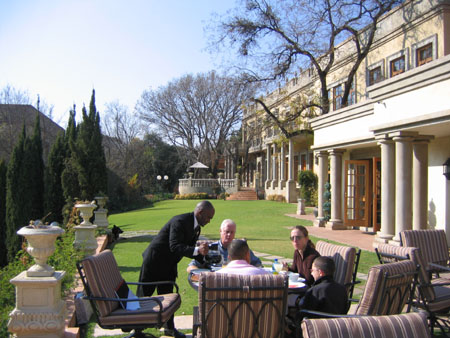 Airport Accommodation - French Guest House