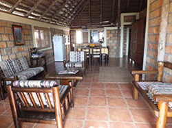 places to stay in Guinjata