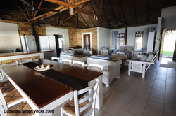 places to stay in Guinjata