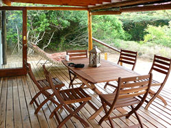 Num Num Lodge