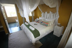 places to stay in Tofo